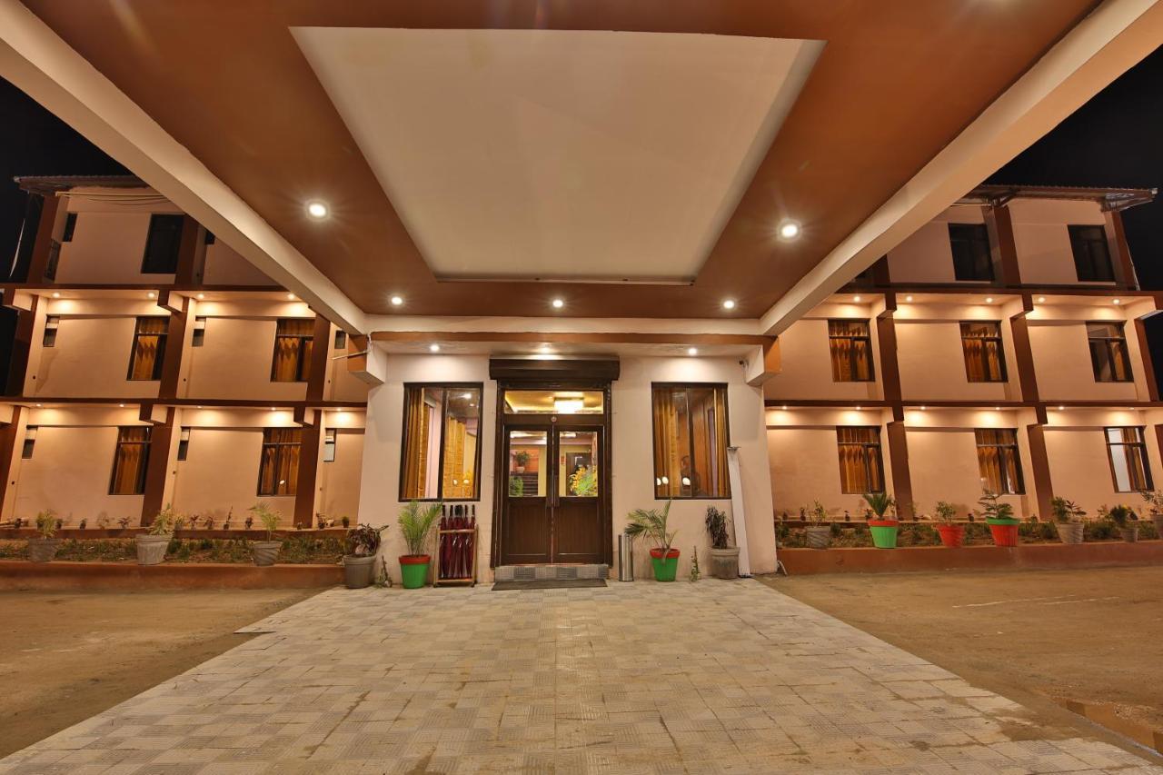 巴德里纳特 Amritara The Avadh酒店 外观 照片
