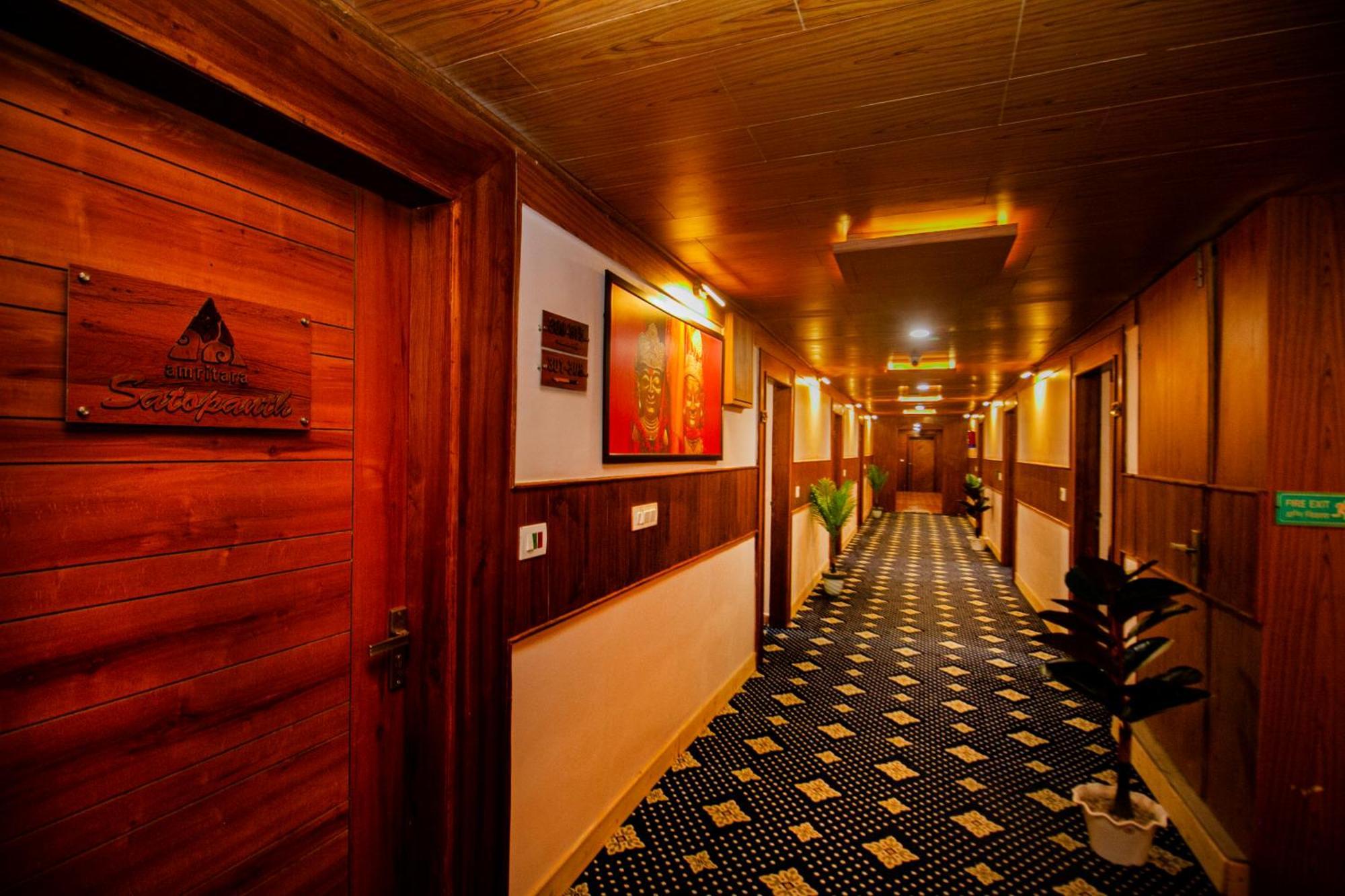 巴德里纳特 Amritara The Avadh酒店 外观 照片