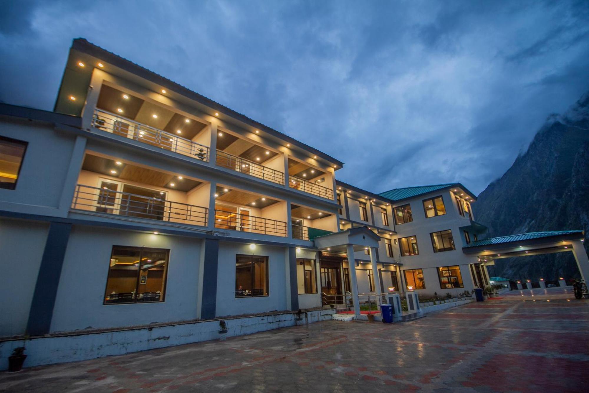 巴德里纳特 Amritara The Avadh酒店 外观 照片